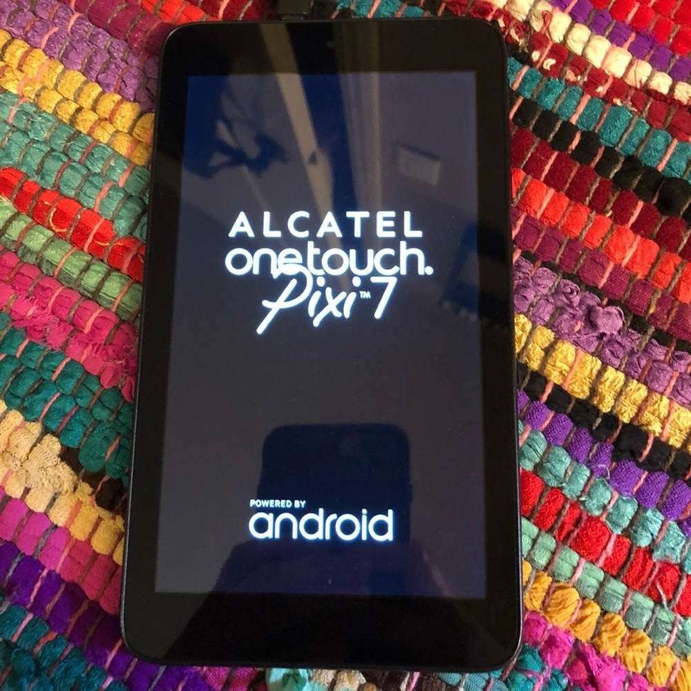 ALCATEL tablet